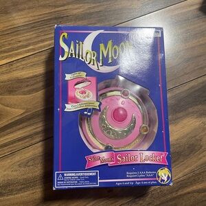 Sailor Moon’s Sailor Locket